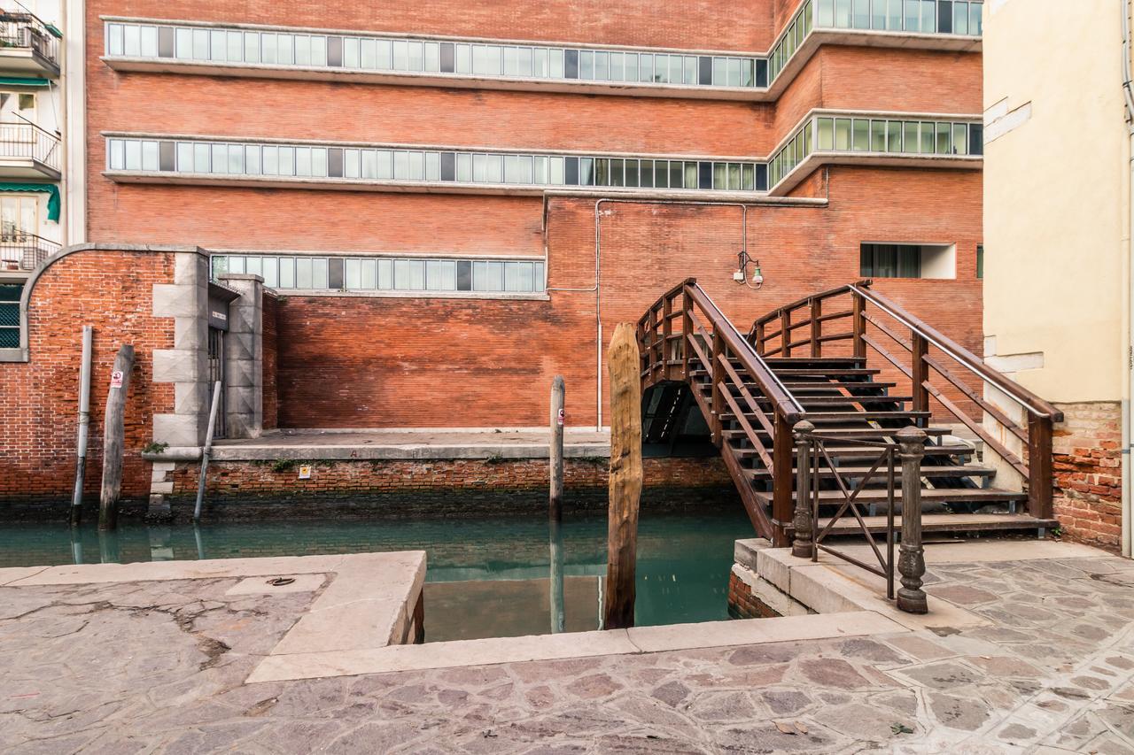 Centrale Mazzoni 10 Венеция Экстерьер фото